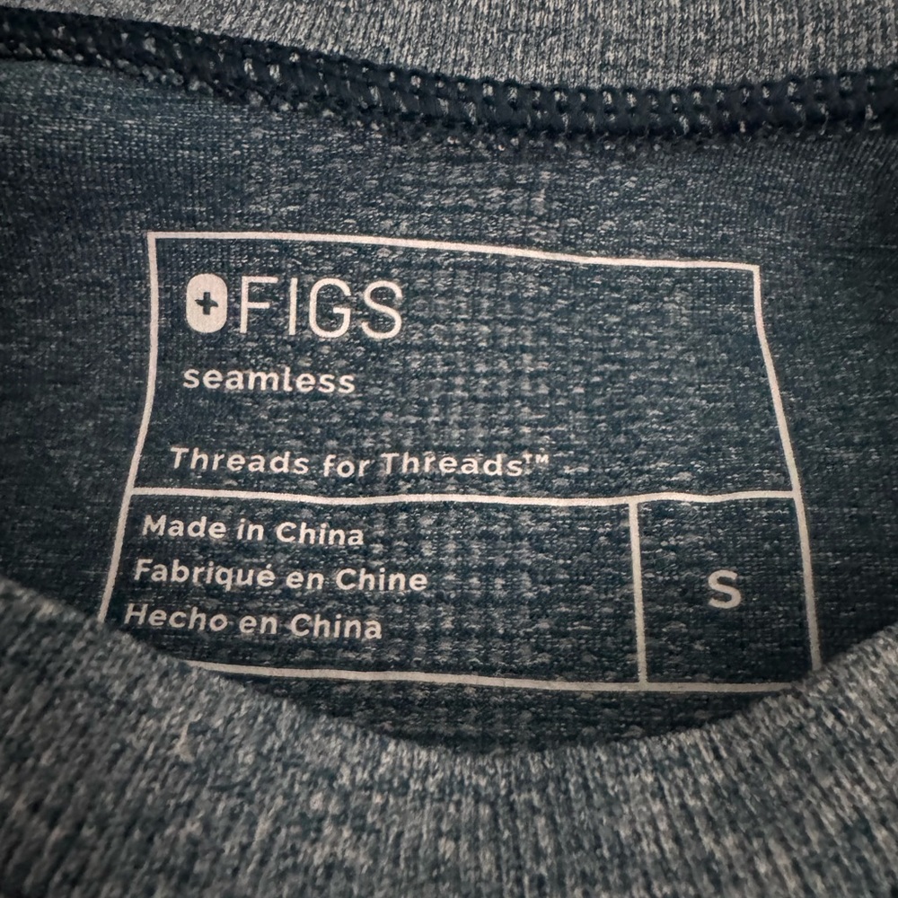 Figs Women's Long Sleeve Teal Top - Picture 3 of 5